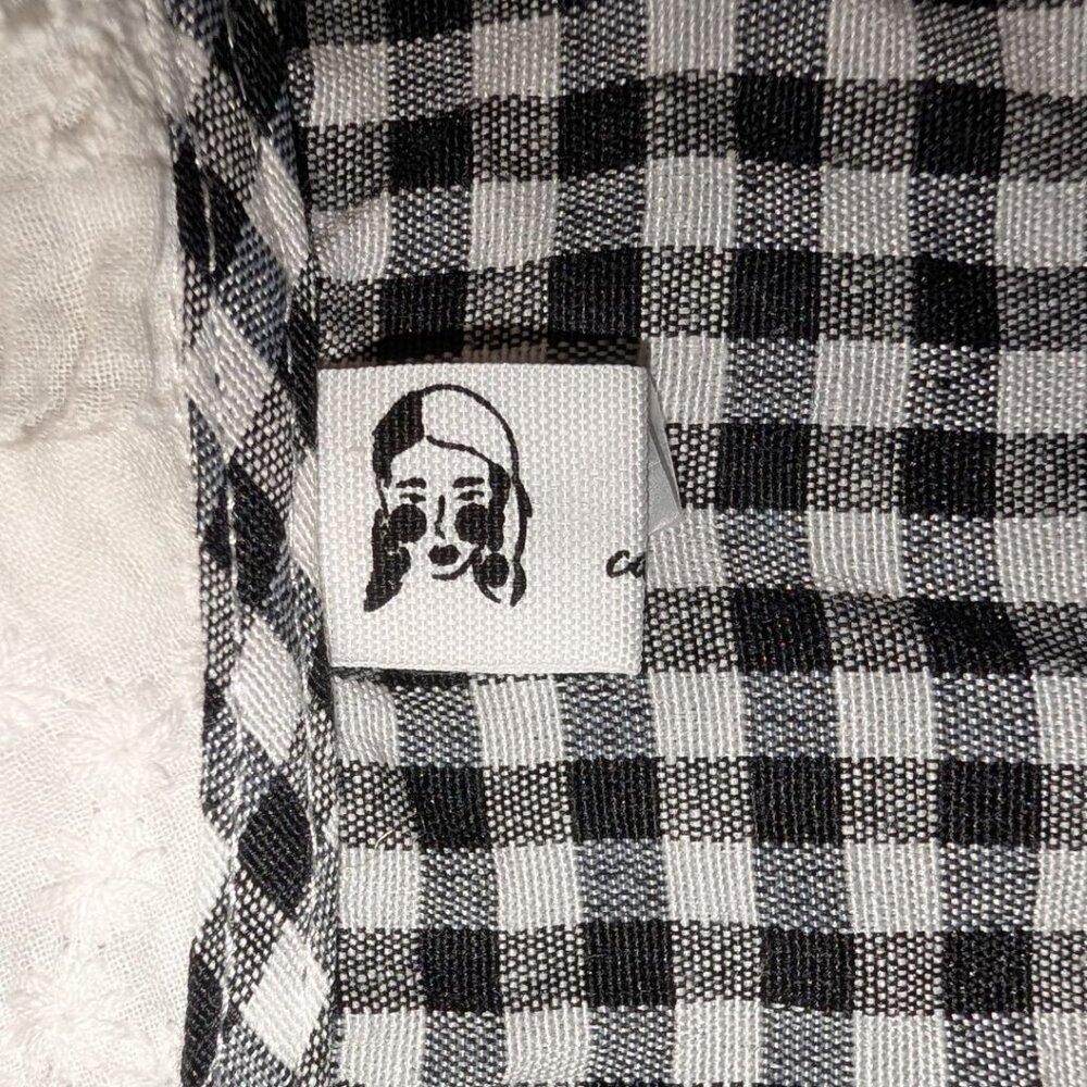 Black & White Checkered Blouse - Picture 3 of 5